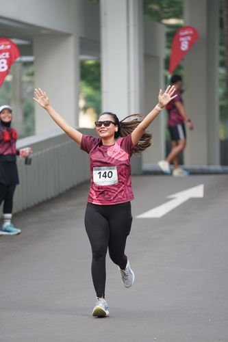 Race photo from Assurance Fun Run 2024