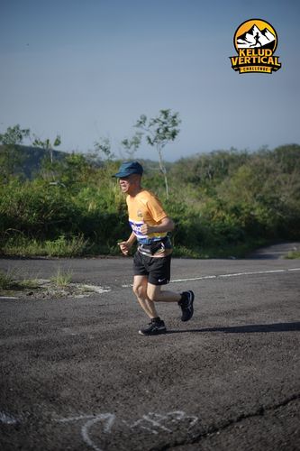 Race photo from Kelud Vertical Challenge 2024