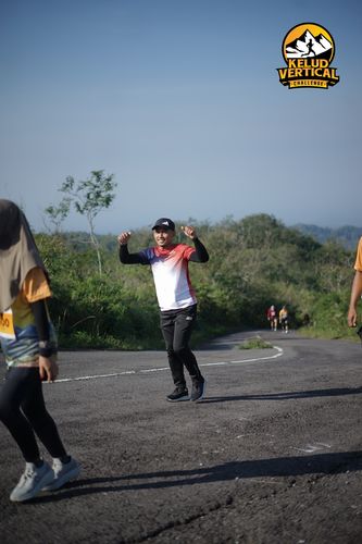 Race photo from Kelud Vertical Challenge 2024