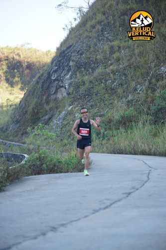 Race photo from Kelud Vertical Challenge 2024