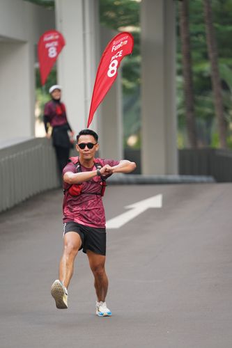 Race photo from Assurance Fun Run 2024