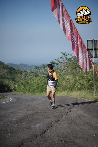 Race photo from Kelud Vertical Challenge 2024
