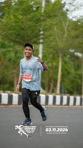 Race photo from Arutmin Borneo Run 2024