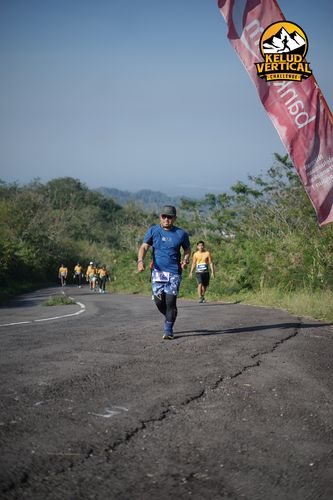 Race photo from Kelud Vertical Challenge 2024