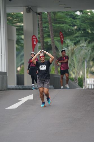 Race photo from Assurance Fun Run 2024