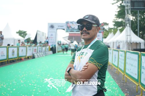 Race photo from Arutmin Borneo Run 2024