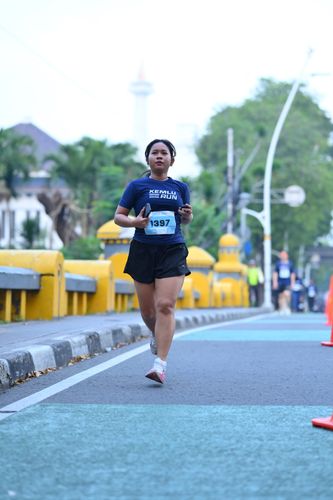 Race photo from KEMLU RUN 2025