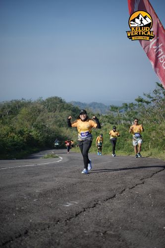 Race photo from Kelud Vertical Challenge 2024