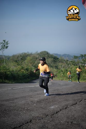 Race photo from Kelud Vertical Challenge 2024