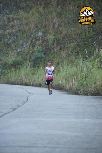 Race photo from Kelud Vertical Challenge 2024