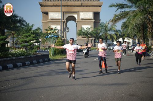Race photo from Kediri Half Marathon 2024