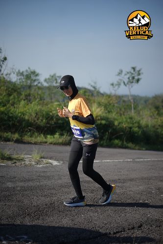 Race photo from Kelud Vertical Challenge 2024