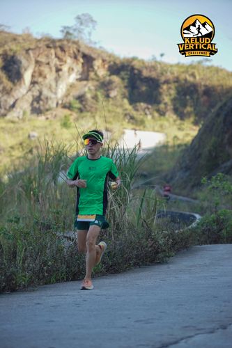 Race photo from Kelud Vertical Challenge 2024