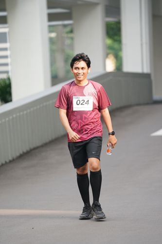 Race photo from Assurance Fun Run 2024