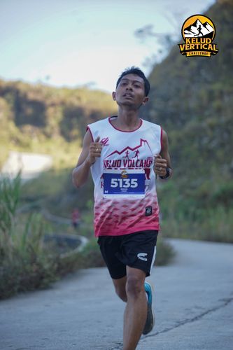 Race photo from Kelud Vertical Challenge 2024