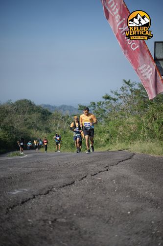 Race photo from Kelud Vertical Challenge 2024