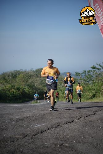 Race photo from Kelud Vertical Challenge 2024