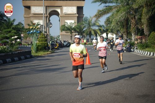 Race photo from Kediri Half Marathon 2024