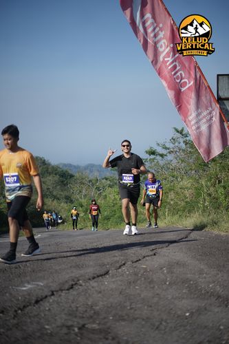 Race photo from Kelud Vertical Challenge 2024