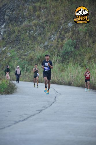 Race photo from Kelud Vertical Challenge 2024