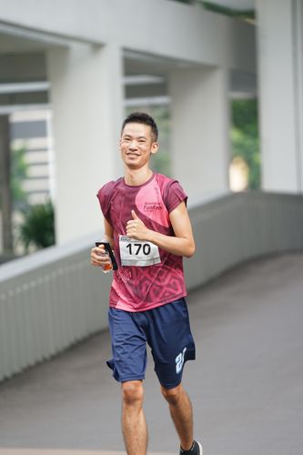 Race photo from Assurance Fun Run 2024