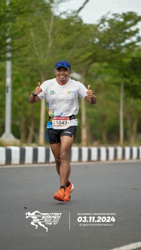 Race photo from Arutmin Borneo Run 2024