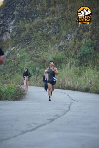 Race photo from Kelud Vertical Challenge 2024