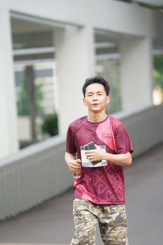 Race photo from Assurance Fun Run 2024