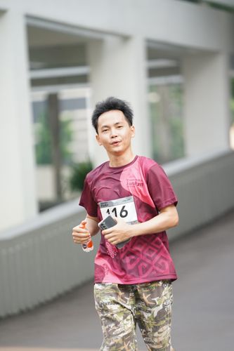 Race photo from Assurance Fun Run 2024