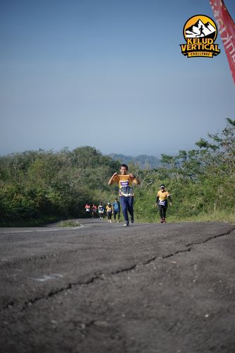 Race photo from Kelud Vertical Challenge 2024