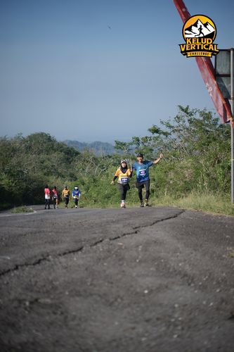 Race photo from Kelud Vertical Challenge 2024