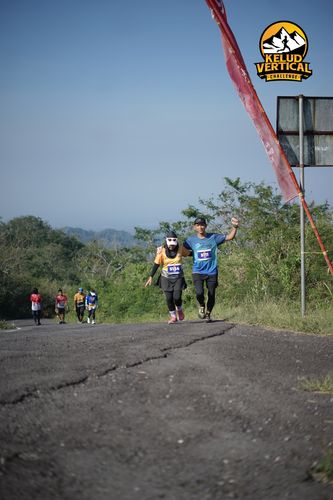 Race photo from Kelud Vertical Challenge 2024