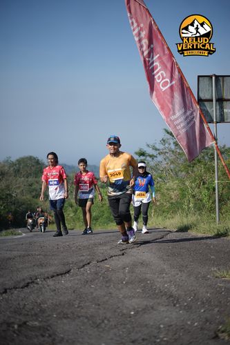 Race photo from Kelud Vertical Challenge 2024