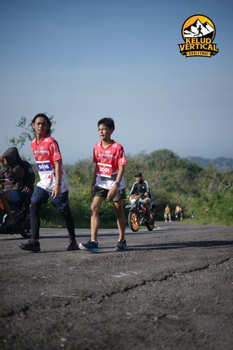Race photo from Kelud Vertical Challenge 2024