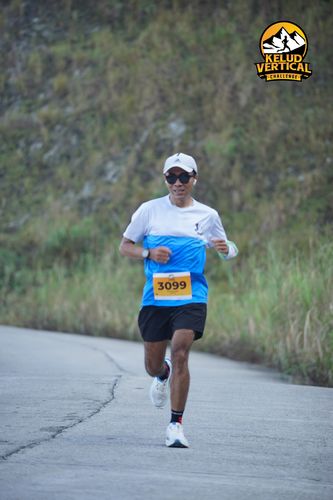 Race photo from Kelud Vertical Challenge 2024