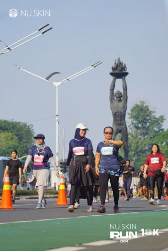 Race photo from Nu Skin Run 10K