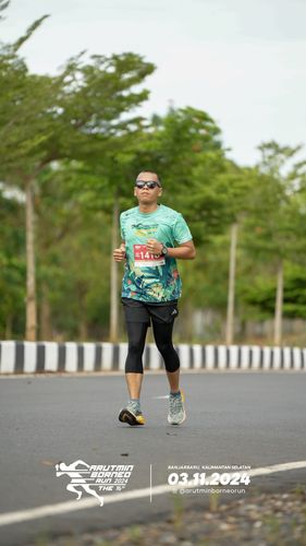 Race photo from Arutmin Borneo Run 2024