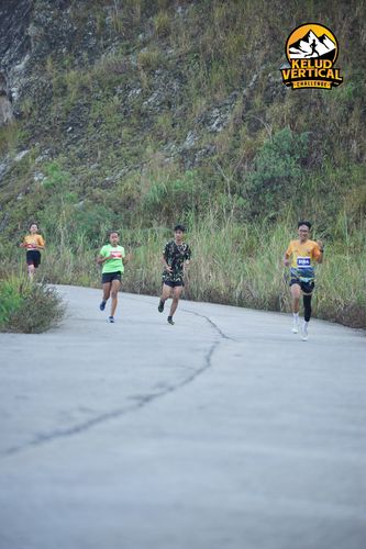 Race photo from Kelud Vertical Challenge 2024