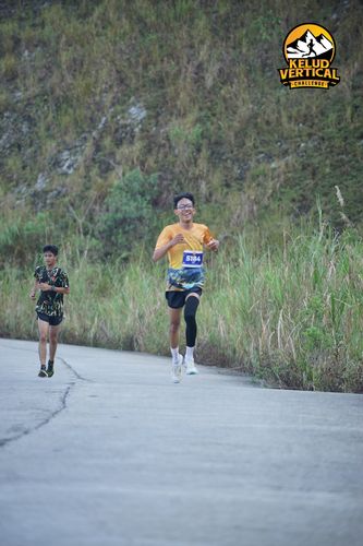 Race photo from Kelud Vertical Challenge 2024