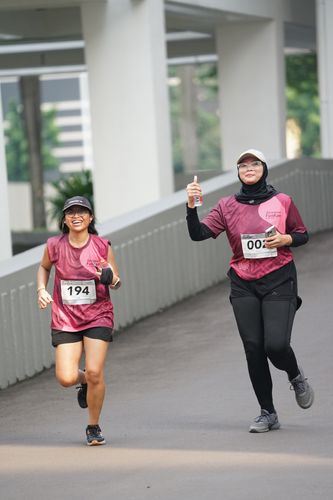 Race photo from Assurance Fun Run 2024