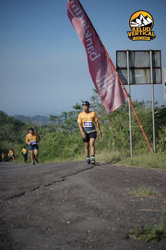Race photo from Kelud Vertical Challenge 2024