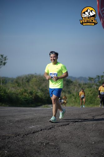 Race photo from Kelud Vertical Challenge 2024
