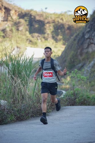 Race photo from Kelud Vertical Challenge 2024