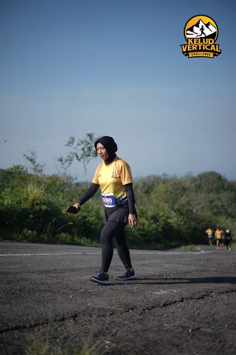 Race photo from Kelud Vertical Challenge 2024