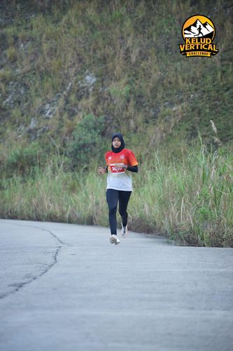 Race photo from Kelud Vertical Challenge 2024