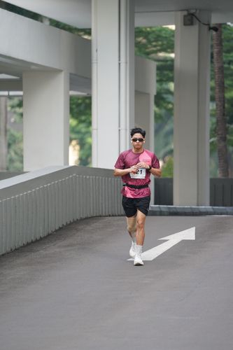 Race photo from Assurance Fun Run 2024