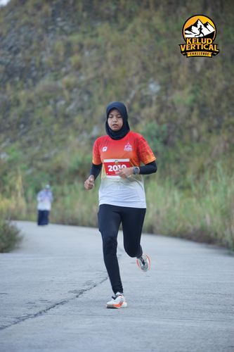 Race photo from Kelud Vertical Challenge 2024