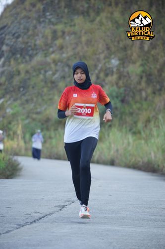 Race photo from Kelud Vertical Challenge 2024