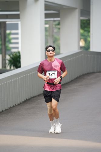 Race photo from Assurance Fun Run 2024
