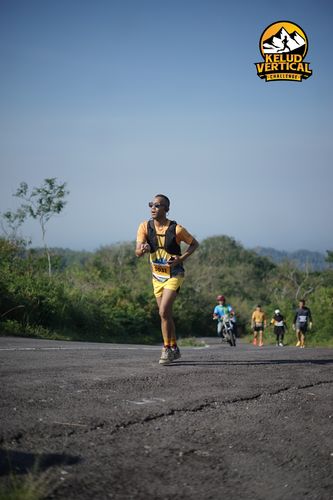 Race photo from Kelud Vertical Challenge 2024